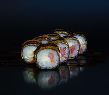 Жареный ролл с тунцом