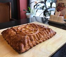 Пирог с курагой