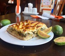 Сезонный пирог с фейхоа