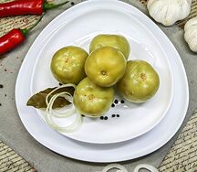 Помидор зелёный