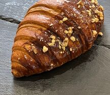 Круассан с нутеллой