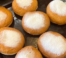 Пончик с кремом