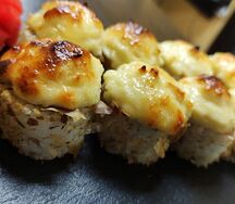 Запеченный ролл Колючий
