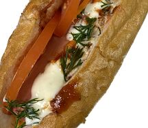 Хот-дог с сосиской