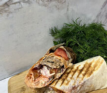 Люля-кебаб из говядины в лаваше