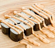 Ролл Мидии спайси