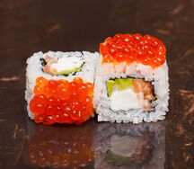 Ролл Икура делюкс маки