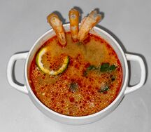 Том ям с креветками