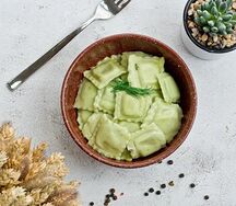 Равиоли со шпинатом и дыгейским сыром