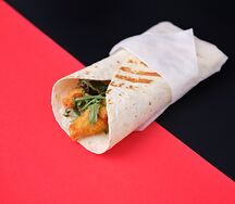 Не шаурма с куриными стрипсами и омлетом