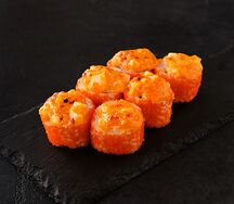 Запеченный ролл с лососем и гребешком Катана