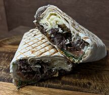 Шаурма с говядиной сырная Стандарт