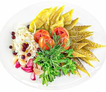 Ассорти из домашних солений