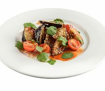 Салат с карамелизированными баклажанами