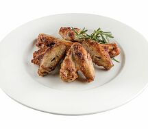 Куриные крылья на мангале