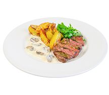 Говяжья вырезка с печёным картофелем