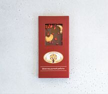 Шоколад молочный Клубника и кешью