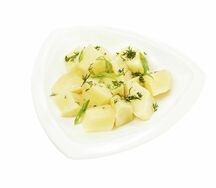 Отварной домашний картофель