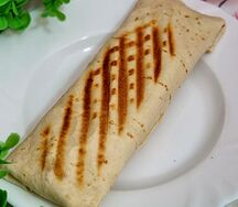 Шаурма с колбаской гриль