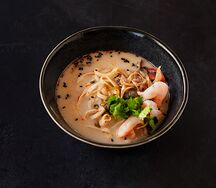 Том-ям с креветками