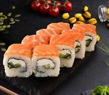 Ролл Филадельфия империя лосося