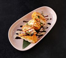 Жареные нэмы с курицей и креветками