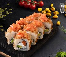 Ролл Бонито тунец в сыре в стружке тунца