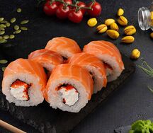 Ichi ролл Самон икура фила с лососем