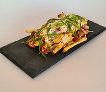 Фрайс с колбасками