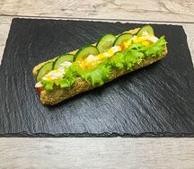 Хот-дог-ролл с куриным филе