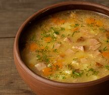 Суп гороховый с копченостями
