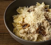 Паста курица-грибы