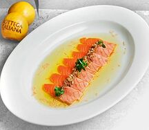 Крудо из лосося в имбирном маринаде