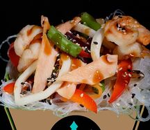 Морепродукты в кисло-сладком соусе с фунчозой