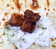Шашлык из cвинoй шейки на углях