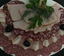 Мясная тарелка