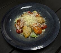 Цезарь с курицей