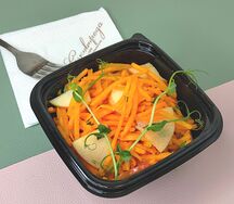 Из моркови и яблока с растительным маслом