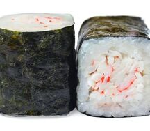 Классический ролл с крабом