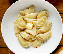 Вареники с картофелем и беконом