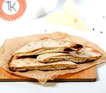 Кесадилья с курицей