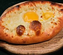 Хачапури по-аджарски