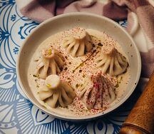 Патара из хинкали со свининой и говядиной