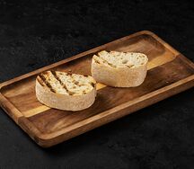 Ржаные брускетты на гриле