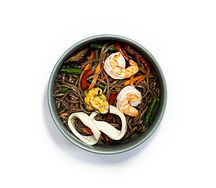Соба с морепродуктами