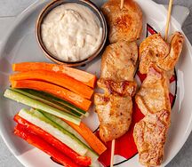 Шашлычок из курицы с овощными палочками