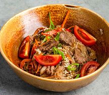 Wok с говядиной