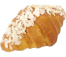 Круассан с миндалем