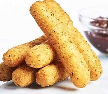 Шесть сырных палочек