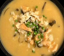 Мисо-суп с лососем и рисом